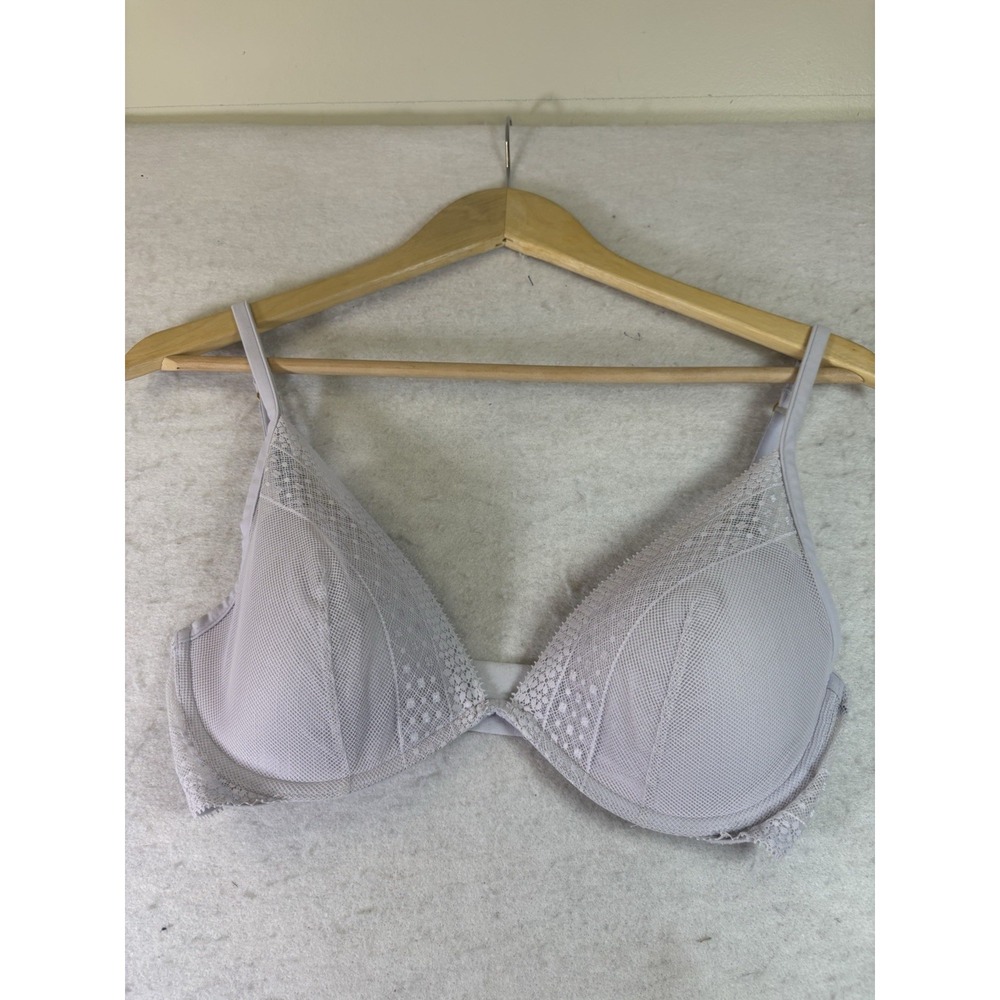 Victoria's Secret Incredible Plunge Lace Mesh Underwire Bra 34D Lilac Sheer